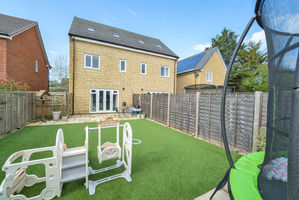 Photo 13- click for photo gallery